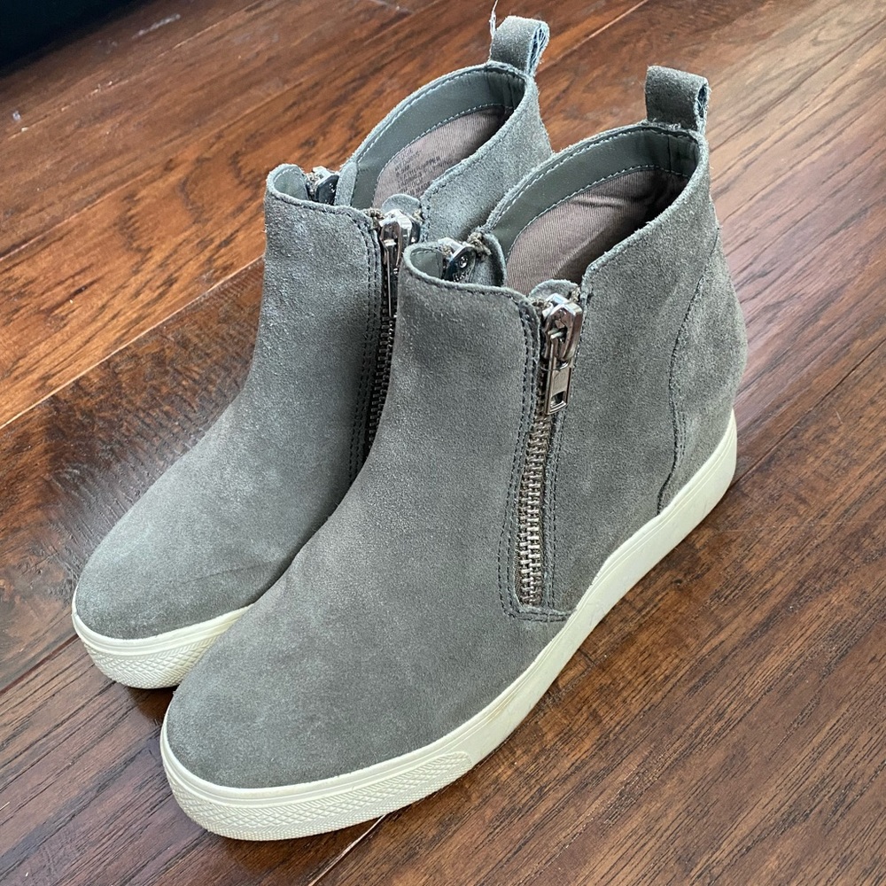 Steve Madden wedges